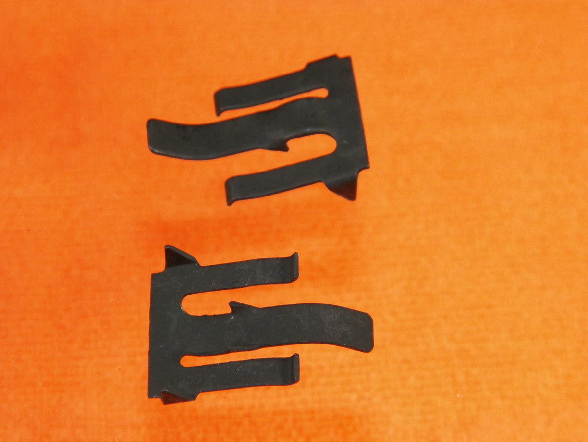 Gm Instrument Clips GM Weatherstrip Clips Chevy Buick Pontiac Olds #926 – Retro-Motive