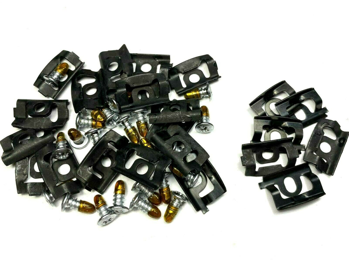 Windshield Molding Trim Clips For 1970-76 Duster/Demon/Dart Sport #1