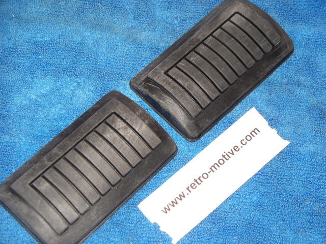 Clutch & Brake Pedal Pads 1966-70 Mopar A Body Dart Duster Valiant Cuda 4 Spd #144A